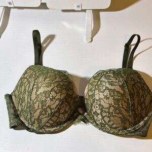 Victoria's Secret Green Lace Bra